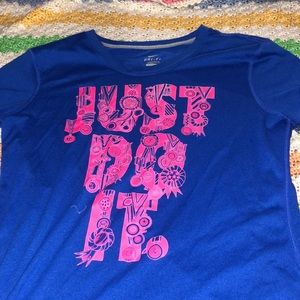 NIKE WOMENS DRI FIT SHIRT